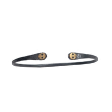 Load image into Gallery viewer, Skull Cuff
