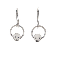 Load image into Gallery viewer, Skull Halo Earrings