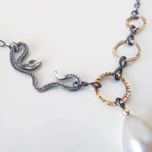 Load image into Gallery viewer, Pearl Viper Necklace