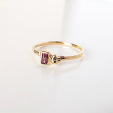 Load image into Gallery viewer, Little Gold Spinel Skull Ring