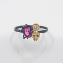Load image into Gallery viewer, Tourmaline Skull and Diamond Ring