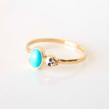 Load image into Gallery viewer, Little Turquoise Skull Ring
