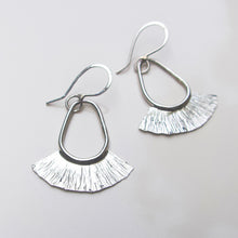 Load image into Gallery viewer, Fan Drop Earring
