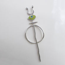 Load image into Gallery viewer, Emerald Eye Lapel Pin
