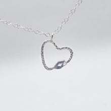 Load image into Gallery viewer, Heartoboros Necklace
