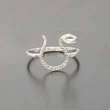Load image into Gallery viewer, Lucky Snake Ring
