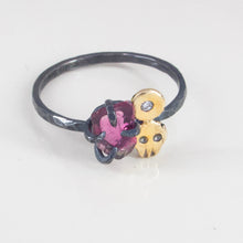 Load image into Gallery viewer, Tourmaline Skull and Diamond Ring
