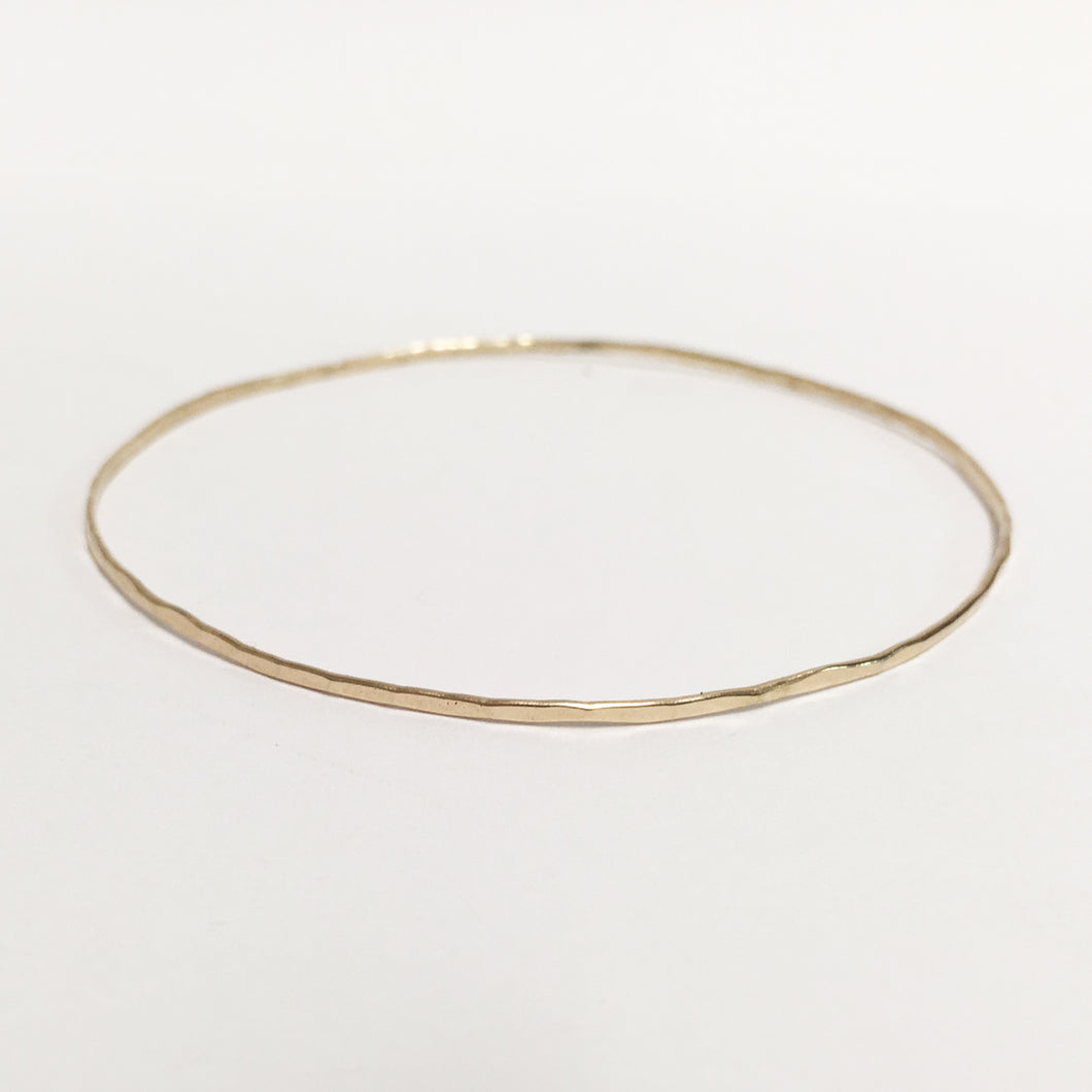 DELICATE BANGLE- SOLID GOLD