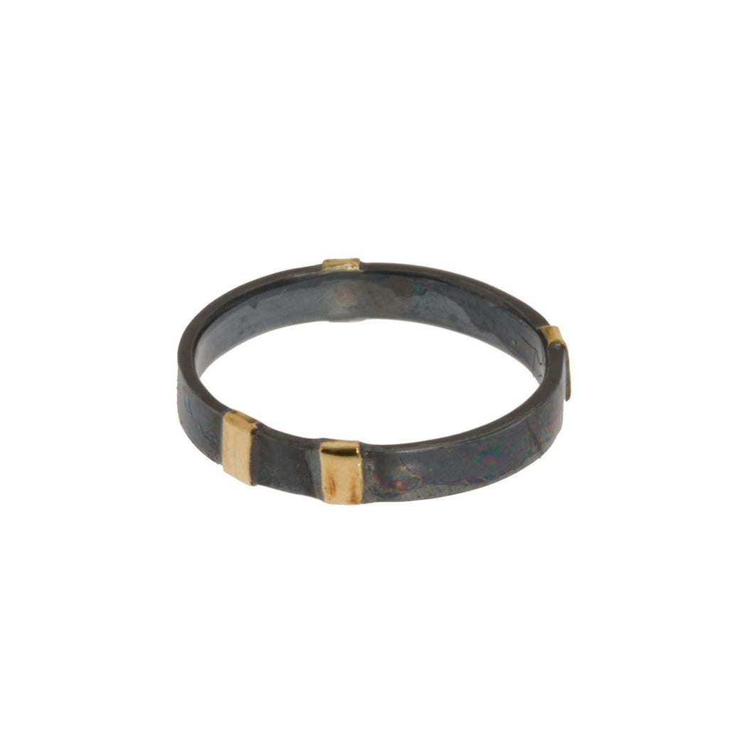 MODERN OXIDIZED RING WITH GOLD WRAP DETAIL